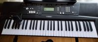 keyboard Yamaha EZ-220 