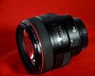 Canon EF 85mm f/1.2L II USM 