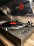 Technics SL-1210 Mk2 