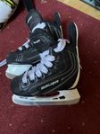 Bauer skridskor strl ca 24