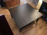 Soffbord ”Hemnes” från Ikea.