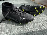 Fotbollsskor Nike Mercurial Superfly 9 Club Fg/Mg