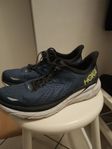 Hoka Clifton 8