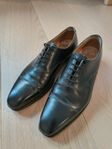 Crockett & Jones kostymskor "Hallam Oxford Black"