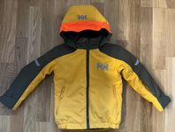 Helly Hansen vinterjacka strl 104 - Nyskick