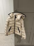 Moncler jacka vit