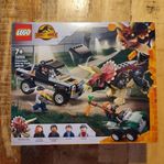 NY & OÖPPNAD Lego Jurassic World Triceratops Pick-up - 7965