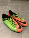 Fotbollsskor Nike Hyper Venon strl 34