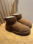 UGG mini strl 37 chestnut