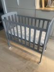 Baby Crib Spjälsäng JLY 