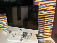 iMac 21,5” Mid 2011 och en Time Capsule 2 TB.