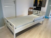 Ikea Kritter barnsäng med madrass