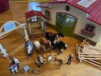 schleich stall, hästar och tillbehör 