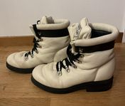 Äkta CHANEL Coco Neige Cream Läder Vinter Boots,37.0/US6,5