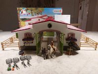 Schleich Ridcenter Horse Club 