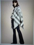 Burberry check cashmere and Wool poncho