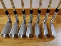 Järnset Titleist T100 4-PW - Skaft Regular AMT White