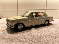 Sun Star Mercedes Benz W114, skala 1:18