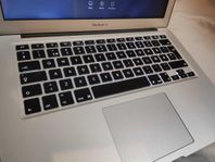 Macbook Air 13, 2015, 4GB, Core i5