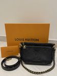 Louis Vuitton pochette bag 