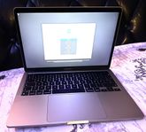 Superfin MacBook Pro 13 M1/16GB RAM