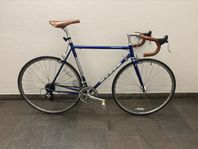 Cykel racer: Fuji Connoisseur