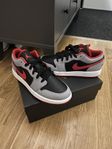 Air Jordan 1 low