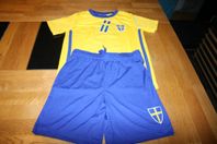 Ny set - shorts och t-shirt - Sweden (Sverige) Strl 122/128