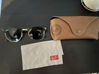 Klassiska Ray Ban solglasögon 