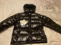 Moncler Maya - G32003 Classe 1 - stl M