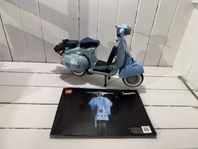 Lego Vespa 125 10298