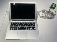 MacBook Air 13 tum, 2025, 1.6 GHz Dual Core i5, 128 SSD