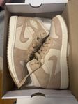 AIR JORDANS legend lt brown