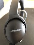 BOSE hörlurar 1200kr 