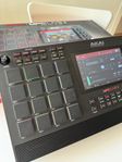 AKAI MPC LIVE  II