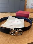 Salvatore Ferragamo Reversible bälte svart/navy blue