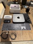 Mac Mini space grey toppskick 