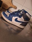 Nike air jordan retri high strl 38