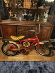 Spiderman cykel AMF Junior Roadmaster , Vintage samlarobjekt