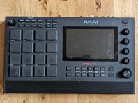 Akai MPC Live II + 1TB HDD + accessories