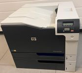 HP Color LaserJet CP5225 A3 + extra pappersmagasin