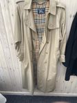 Burberry Women's Vintage  Haymarket Trench Coat