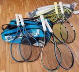 Babolat och Head tennisracket med väskor i nyskick