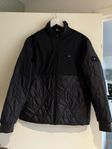 Ny Tommy Hilfiger allvädersjacka stl S