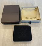 LOUIS VUITTON - Wallet