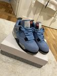 Jordan 4 Retro ”Military Blue” Sneakers 43