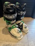 Slalom pjäxor Salomon Ghost strl 26,5 (41)