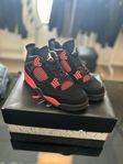 Air Jordan 4 ”Red Thunder” Sneakers 43