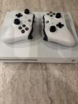 Xbox one S 1TB med 2 kontroller