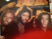 BEE GEES LP VINYL